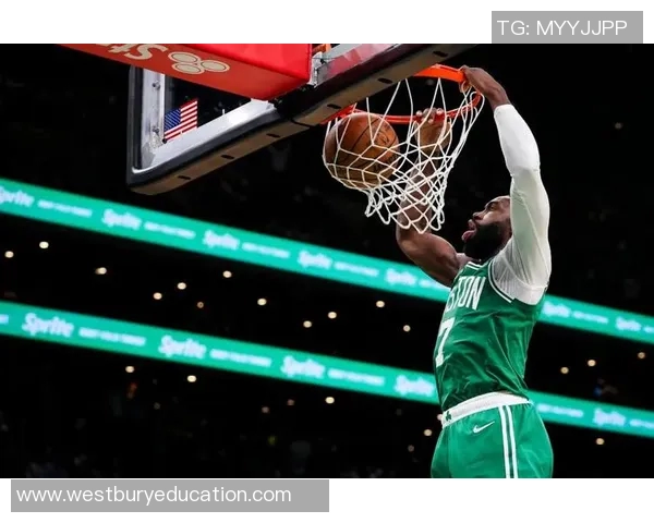 布朗42分 凯尔特人战胜尼克斯